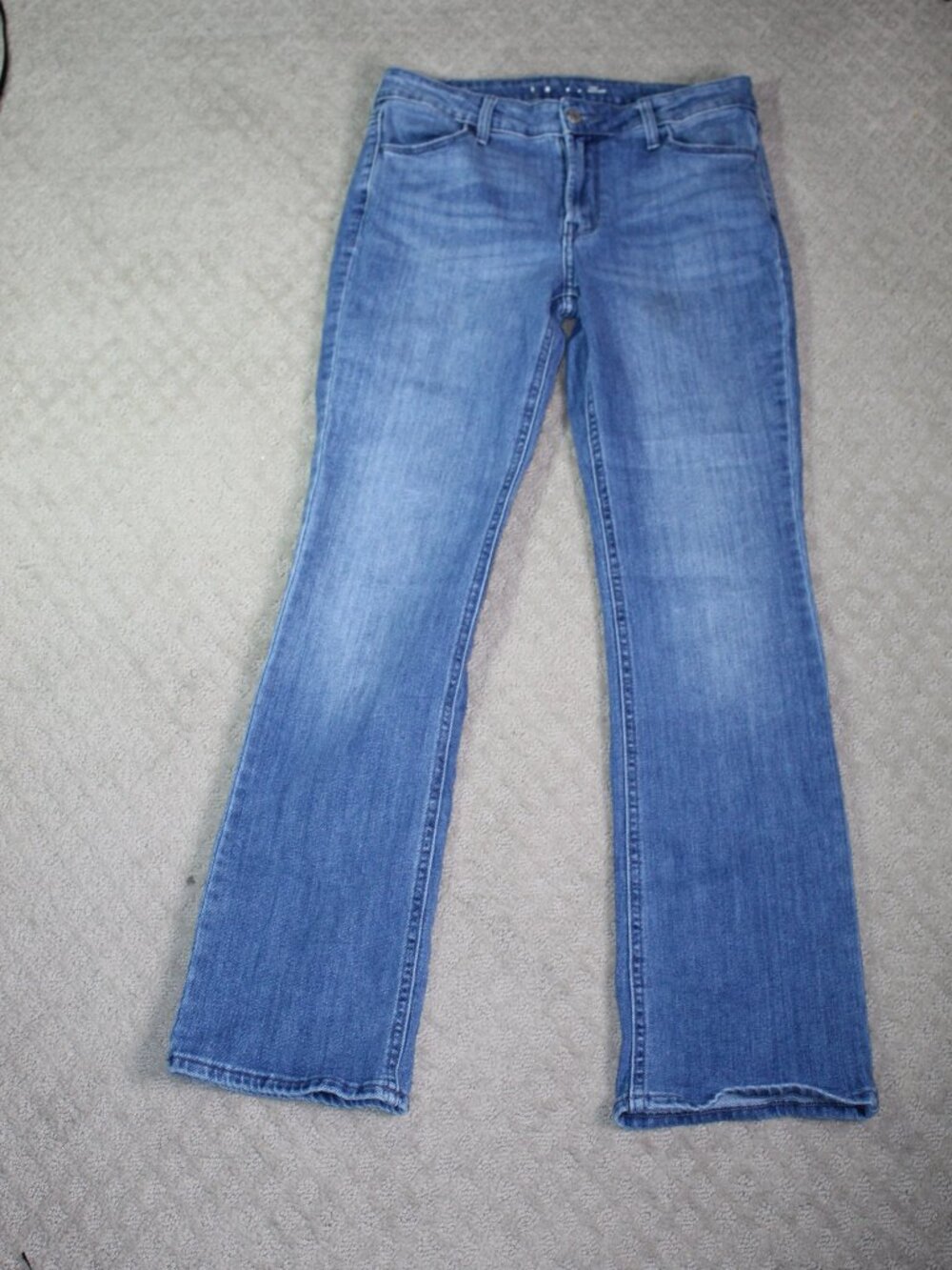 Old Navy Womens Size 8 Mid-Rise Boot-Cut Blue Denim Jeans Medium Wash Stretch
